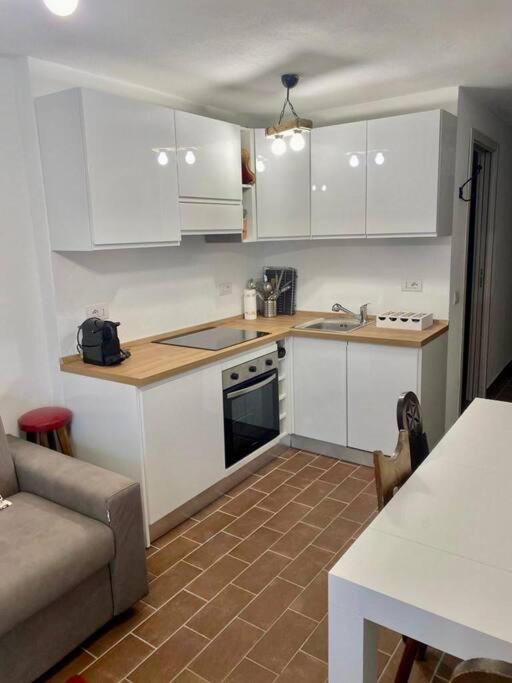 Cozy Apartment Near The Slopes بيريوِل تْشيرفينيا المظهر الخارجي الصورة