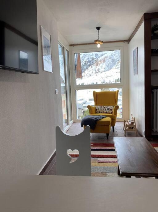 Cozy Apartment Near The Slopes بيريوِل تْشيرفينيا المظهر الخارجي الصورة